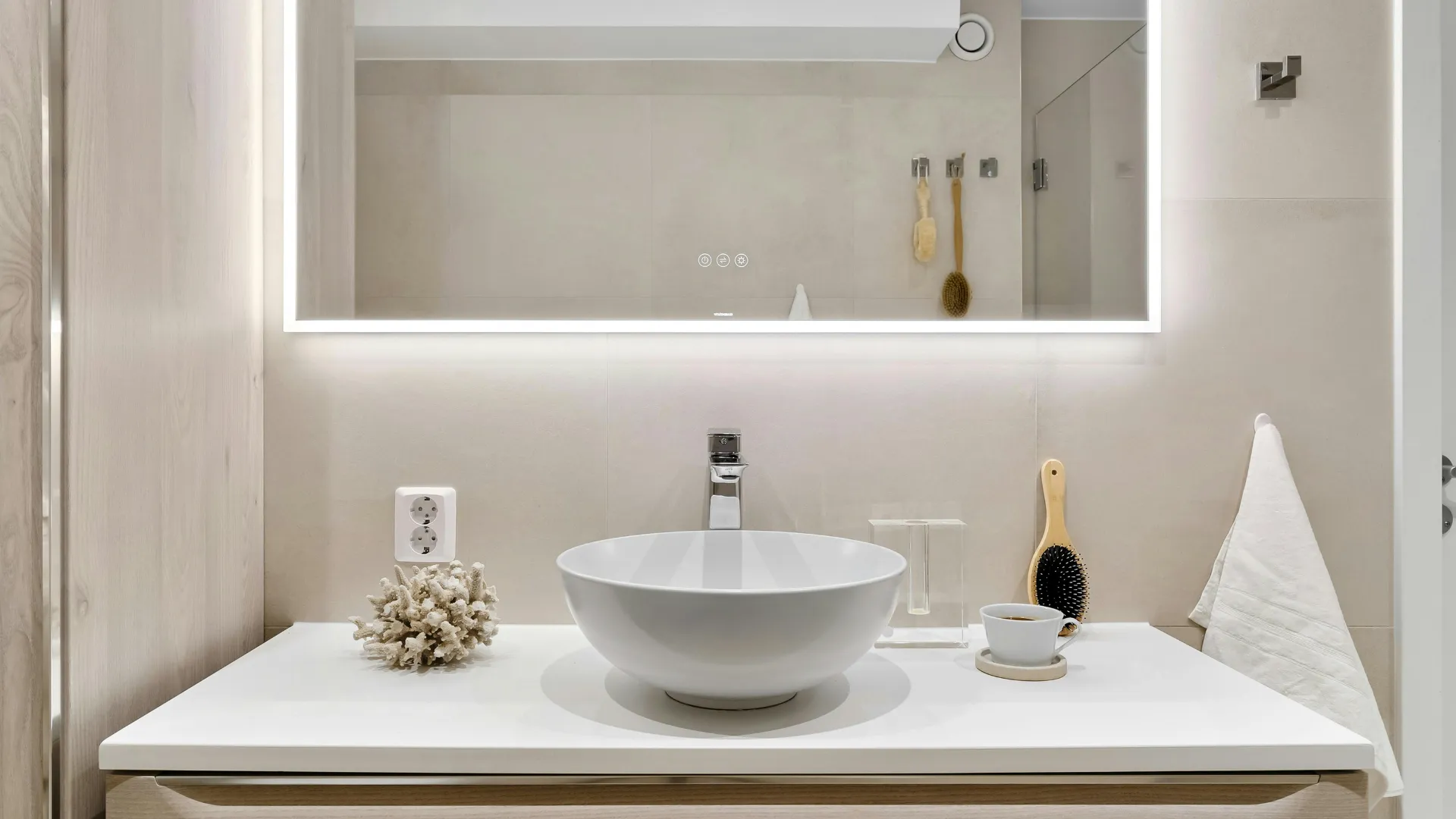 Bathroom Anna Nagar